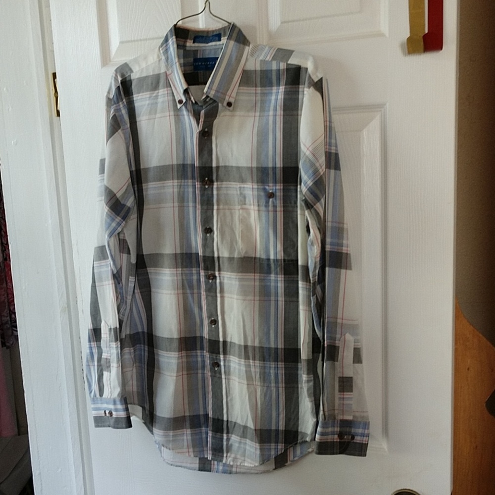 Sold!! Clearance Sale Towncraft Man's Sports Shirt LS Size M - Picture 1 of 8